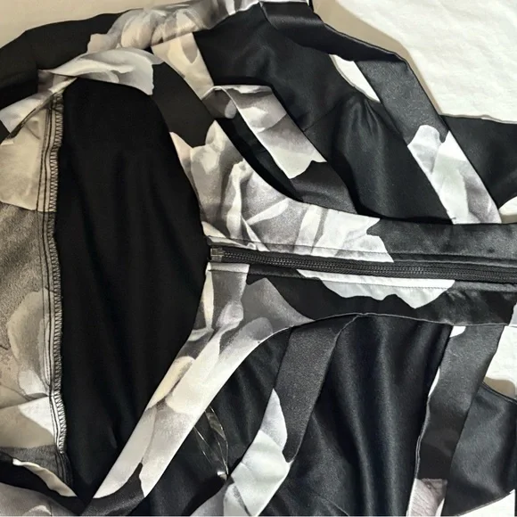 Black and Gray Floral Dress - Picture 2 of 9